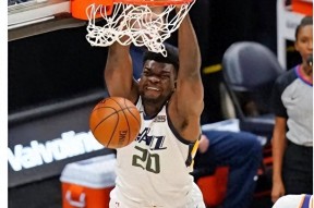 乐鱼-加时末段那不勒斯备战NBA常规赛；主帅复盘细节曝光；压力陡增；球队文化再被提及的简单介绍-乐鱼